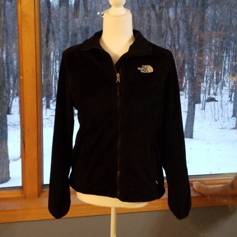 Very nice, clean North Face Zip up